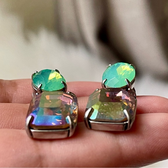 J. CREW | Iridescent Emerald Cut Crystal Brulee Oval Chrysolite Opal Crystal - Picture 7 of 15